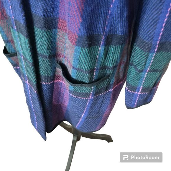 Talbots 100% Merino Wool Plaid Jacket Cardigan. Size LP. - Picture 2 of 9